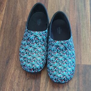 CROCS Black and Blue Slippers Comfortable Slip-On Shoes